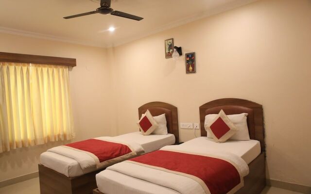 Hotel Kumud Plaza