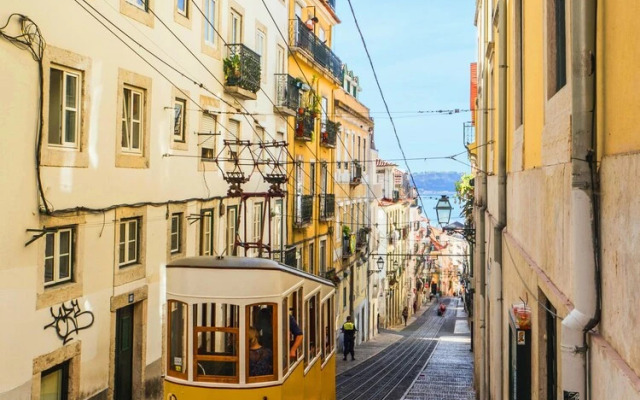 Bica Lovely Tram