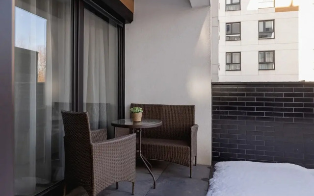Dąbska Studio With Terrace by Renters
