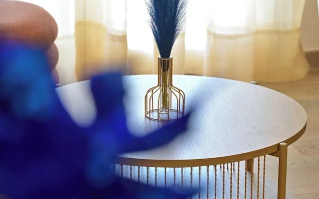 Royal Blue Central House by Checkin