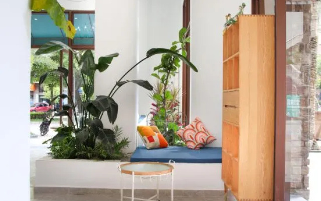 Zhufeng Concept Hotel (Baoshan High-speed Railway Station Branch)