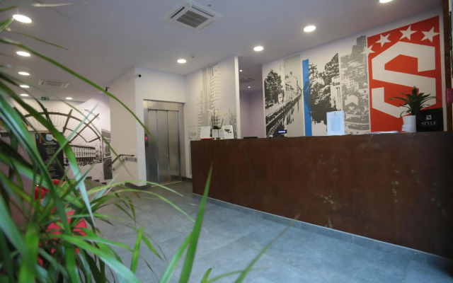 Studio Inn Centrale & Milano Urban Padel Hotel