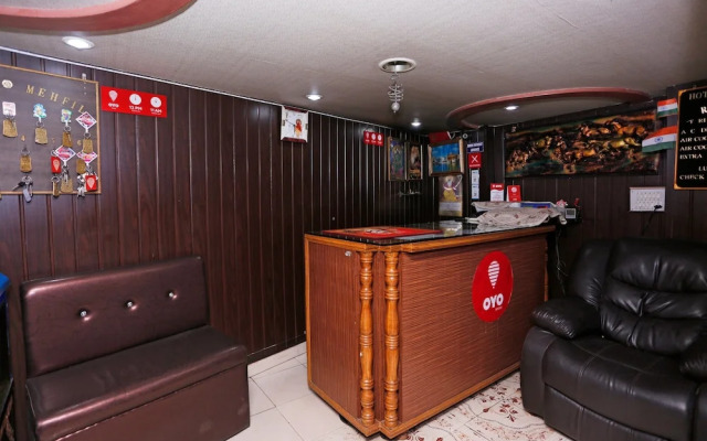 Mehfil Hotel by OYO Rooms