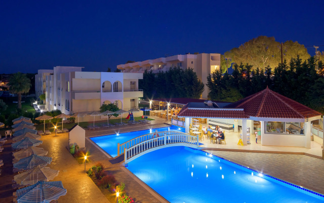 Memphis Beach Hotel