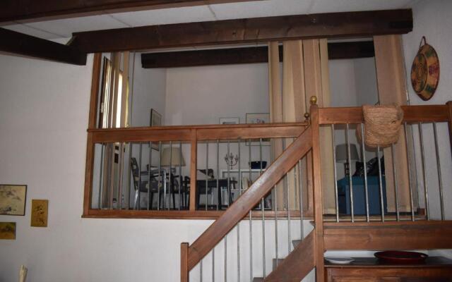 Petit Mas Au Paradis Avec Piscine Pour 6 Personnes