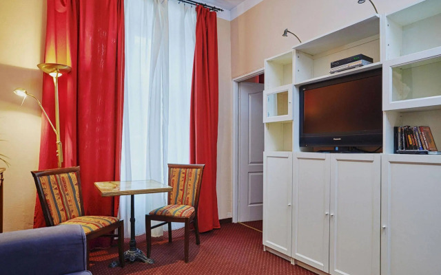 Rembrandt Aparthotel