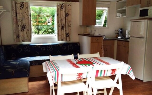 Bungalow With 2 Bedrooms in Saint-paul-lès-dax, With Pool Access, Furn