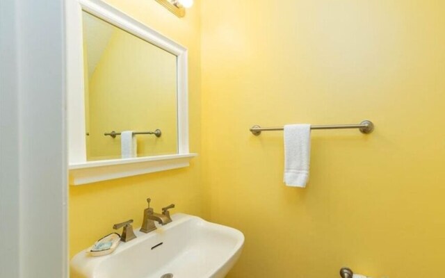 163evian 2 Bedroom Condo