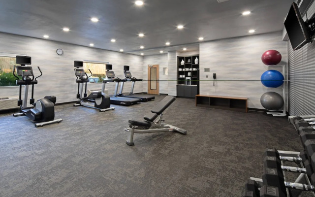 Fairfield by Marriott Inn & Suites Seattle Sea-Tac Airport