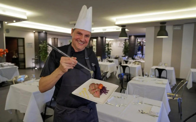 La Meridiana Bleisure Hotel