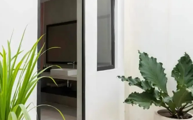 4BR Luxe Pool Villa Canggu near Finns