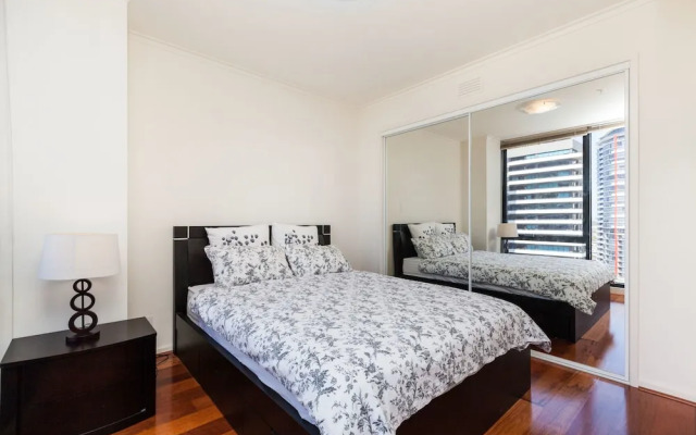 PIPER, 1BDR Southbank Apartment