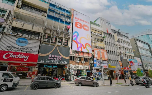 Swing & Pillows - Sungei Wang Bukit Bintang