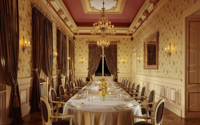 Restaurant-Hotel Du Parc Des Eaux-Vives