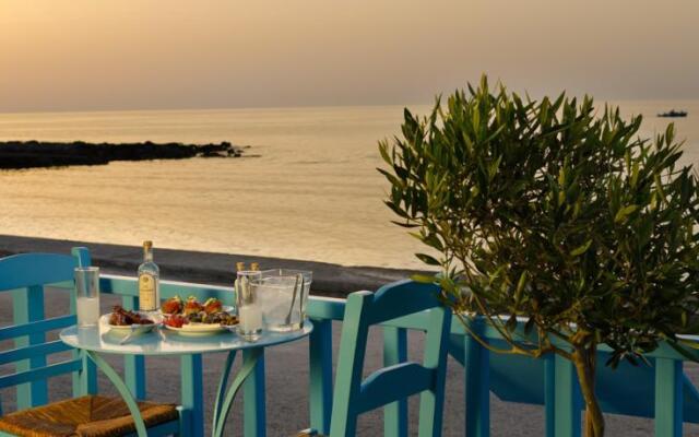 Socrates Apartments & Restaurant