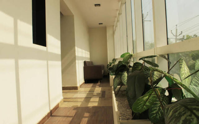 OYO 672 Hotel Diamond Inn