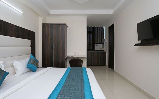 OYO 9147 Hotel Aerostay