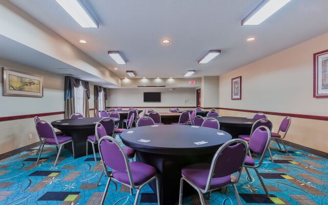Staybridge Suites Cedar Rapids North by IHG