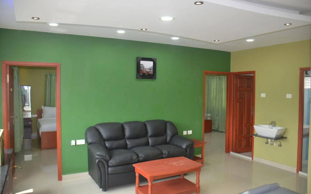 Max Classic Serviced Apartment