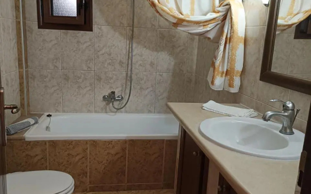 Voula Kourbeti Apartments