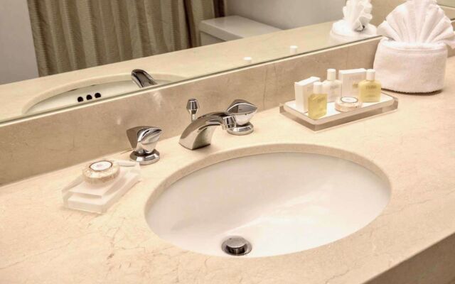 Weber's Hotel & Restaurant