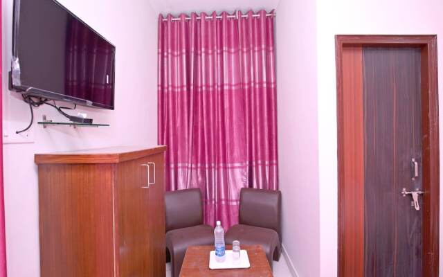OYO 16431 Hotel New Comfort 1
