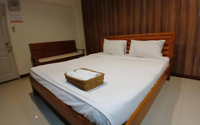 Grand Lopburi