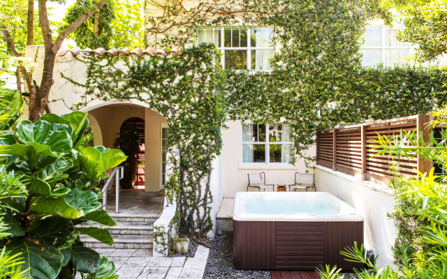 Kimpton Angler's Hotel by IHG