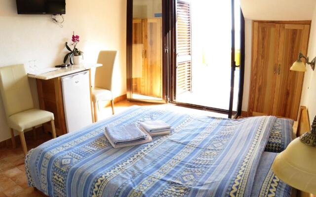 Rooms Figarola