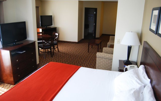 Holiday Inn Express & Suites Superior, an IHG Hotel