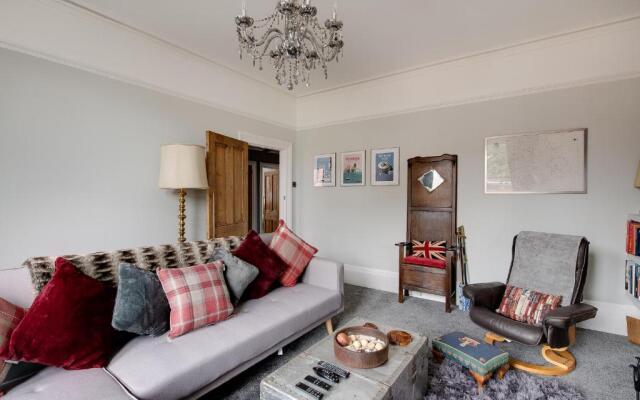 Beautiful spacious Victorian flat Central Southsea