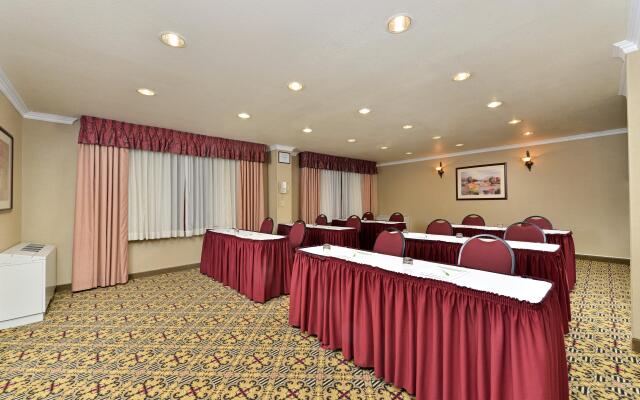 Holiday Inn Rancho Cordova by IHG