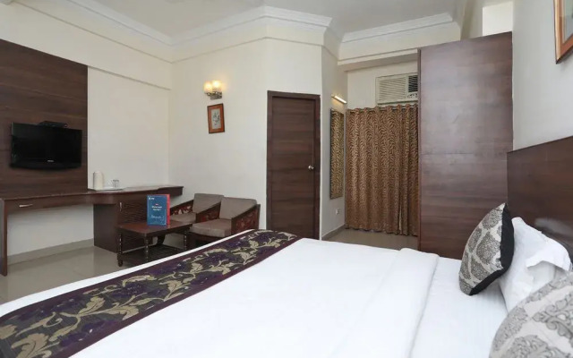 OYO Flagship 11406 Indira Nagar