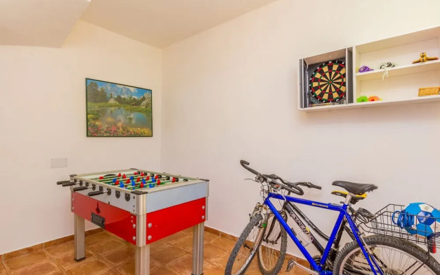 Nice Apartment in Pula With Swimming Pool