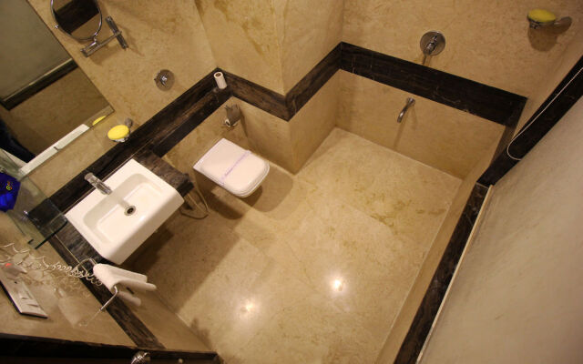 OYO Premium Jubilee Garden Jawahar Road