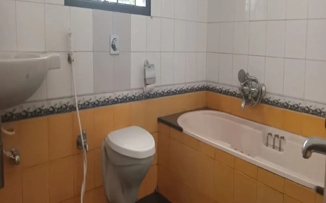 Mehaa Paradise Family Guest House