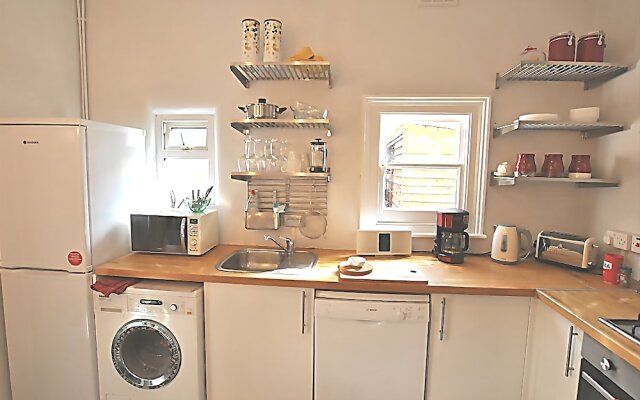 Croydon Luxurious Home