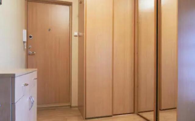 Nice private room in a three room apartment Free parking Feel like at home