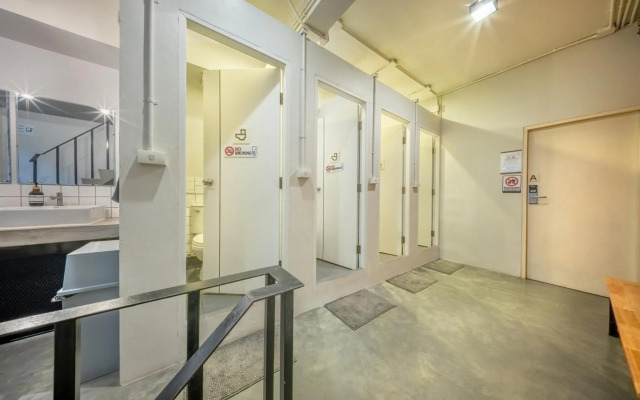Pho Hostel