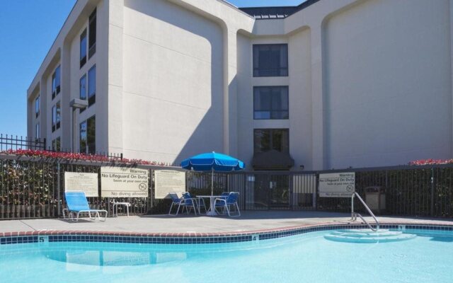 Hampton Inn Seattle-Airport