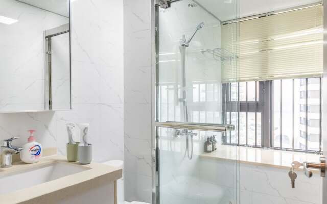 Locals Boutique Apartment Huafa Plaza 26