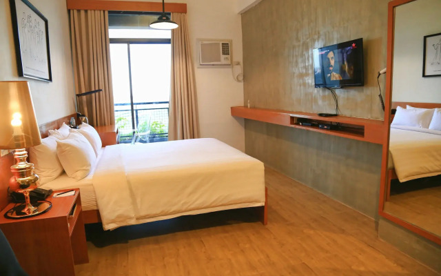 Big Hotel