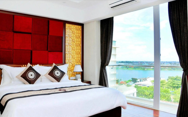 Moonlight Hotel Hue