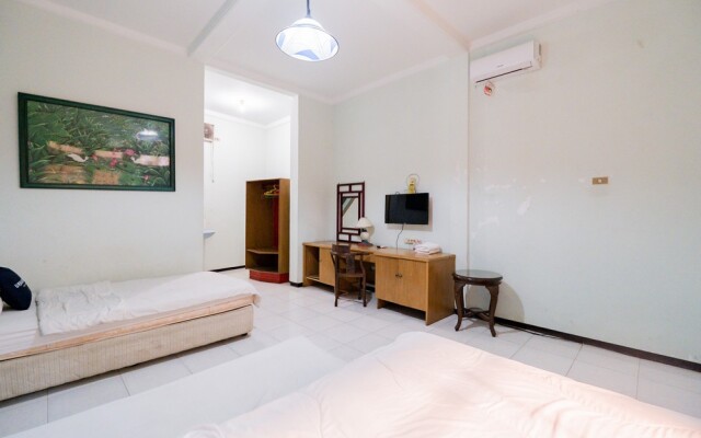 Urbanview Hotel Near Jatim Park 1 by RedDoorz