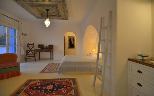 Immaculate 5-bed Villa in Klouvas - Villa Alkmini