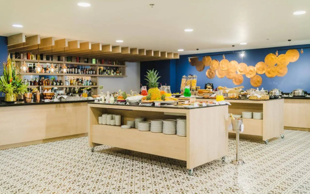 Hilton Garden Inn Cali Ciudad Jardin