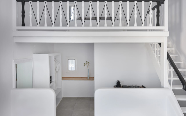 Pietra e Mare - Mykonos Moments