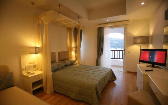 Mirini Hotel