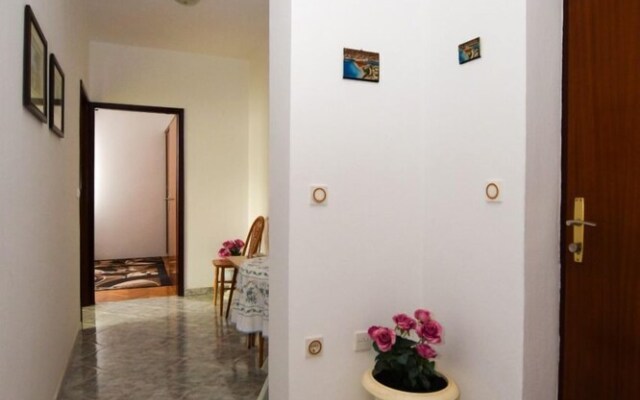 Luce - Family Friendly & Parking - A3