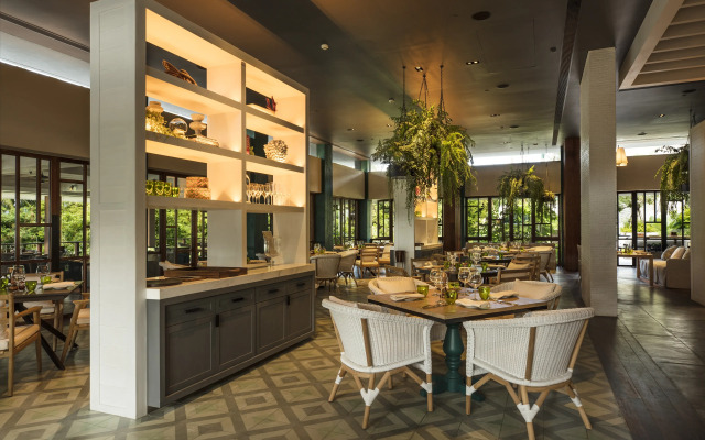 Rosewood Phuket
